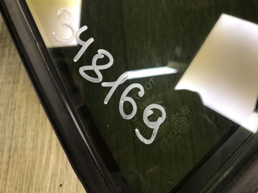 6812347030 | Скло дверей глухе задн. прав. TOYOTA PRIUS 16- - Фото 3