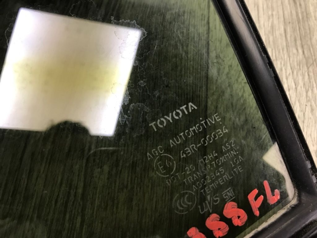 6812647010 | Скло дверей глухе передн. лів. TOYOTA PRIUS 16- - Фото 3