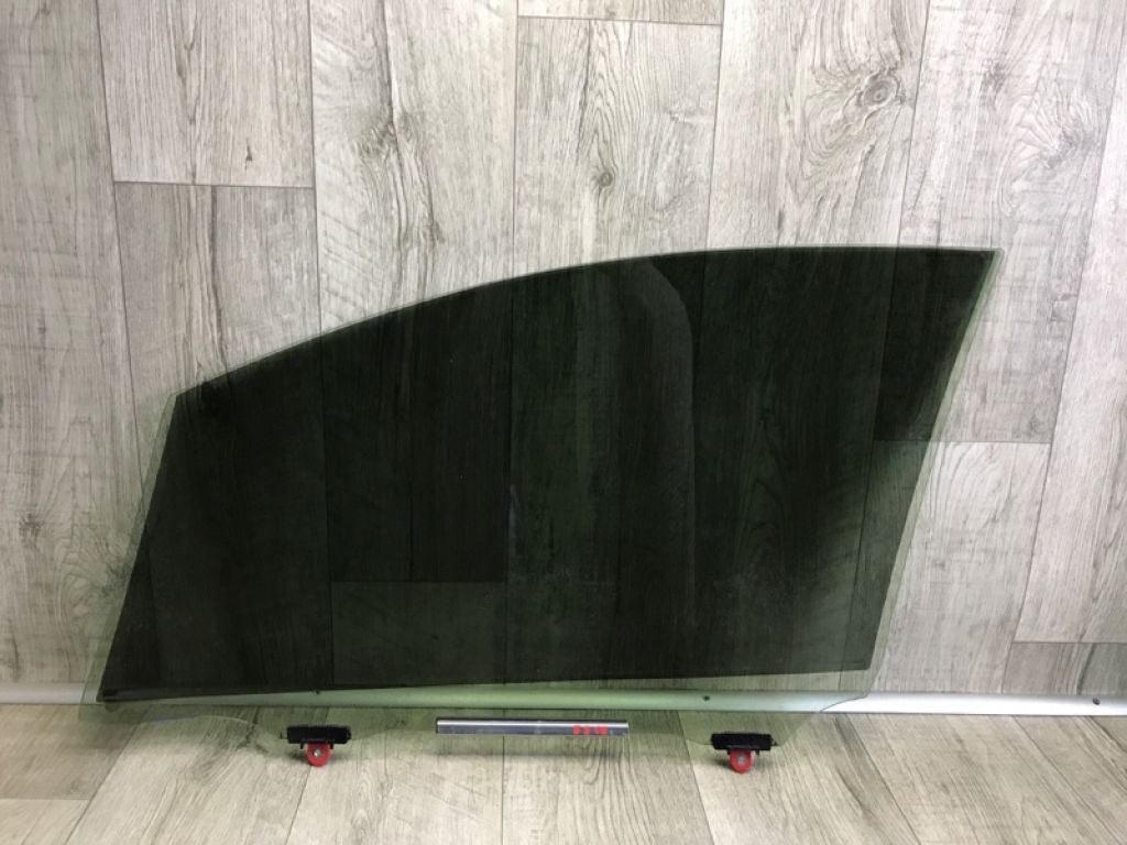 68101-47200 | Скло дверей передн. прав. TOYOTA PRIUS 16- - Фото 2