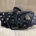 CV6Z-16700-B | Замок капота FORD ESCAPE 12-19 - Превью 2