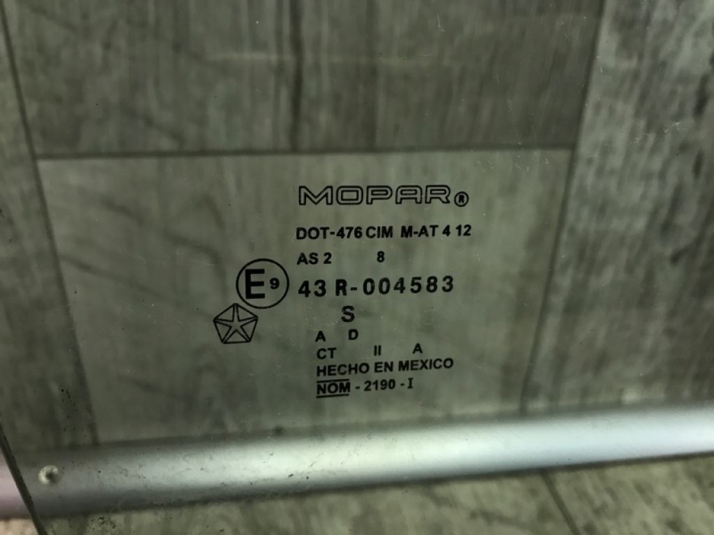 5076 886AA | Стекло двери передн. прав. DODGE JOURNEY 08-20 - Фото 3