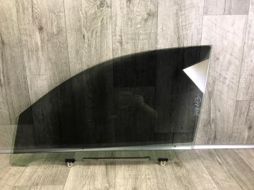 Скло дверей передн. лів. TOYOTA RAV4 05-12