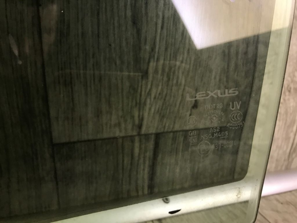 6810276010 | Скло дверей передн. лів. LEXUS CT200 11-17 - Фото 2