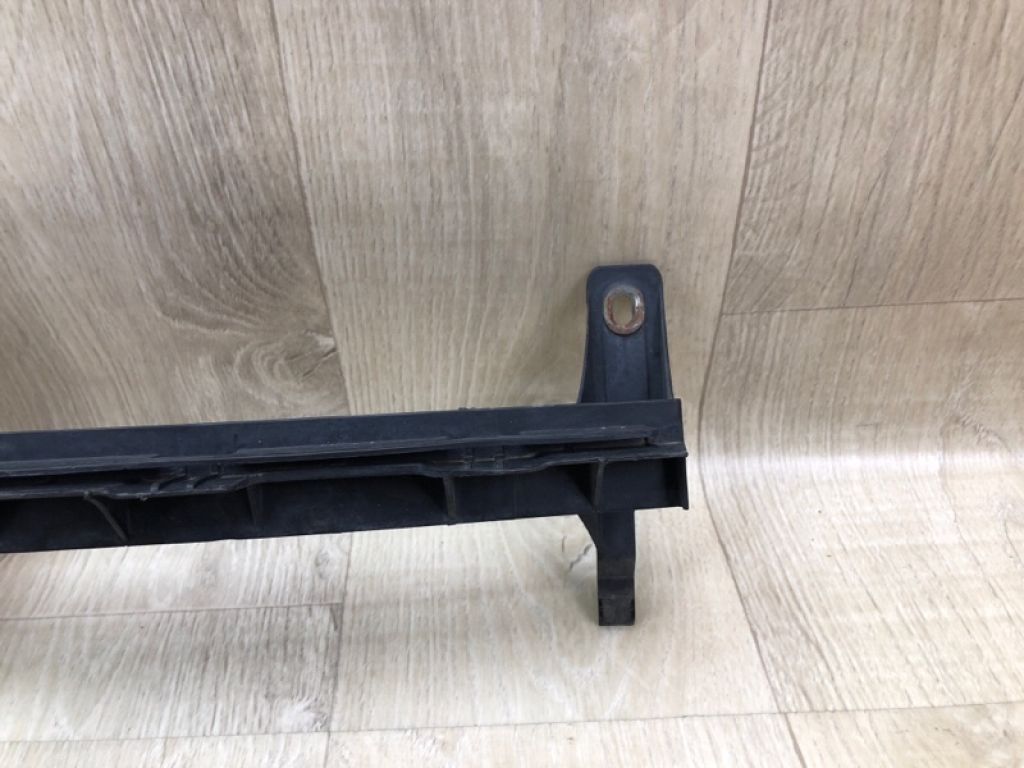 5C6805705D | Кронштейн решітки радіатора VOLKSWAGEN JETTA USA 10-17 - Фото 4