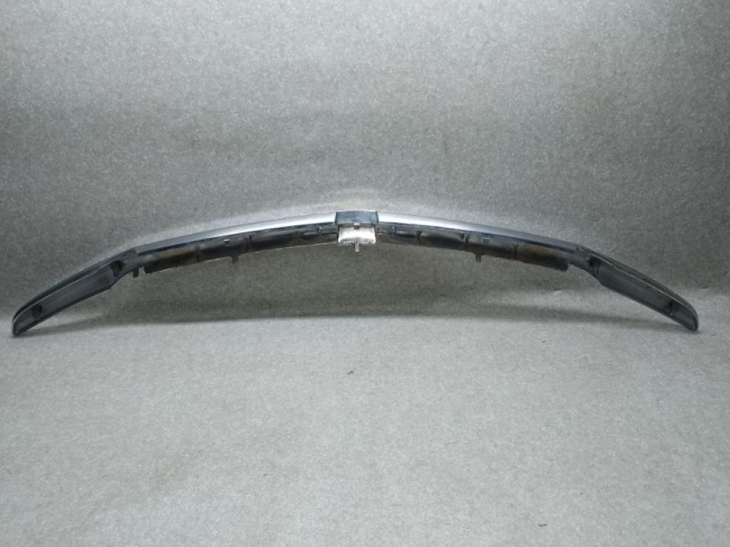 19120528 | Накладка (молдинг) решетки радиатора CHEVROLET EQUINOX 04-09 - Фото 2