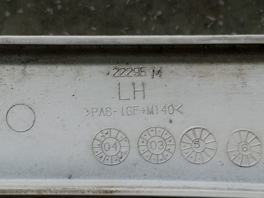 88981125 | Заглушка рейлинга передн. лев. CHEVROLET EQUINOX 04-09 - Фото 4