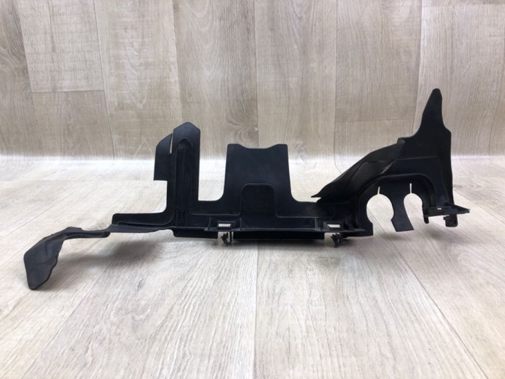 5C6121284B | Дефлектор радіатора прав. VOLKSWAGEN JETTA USA 10-17 - Фото 3