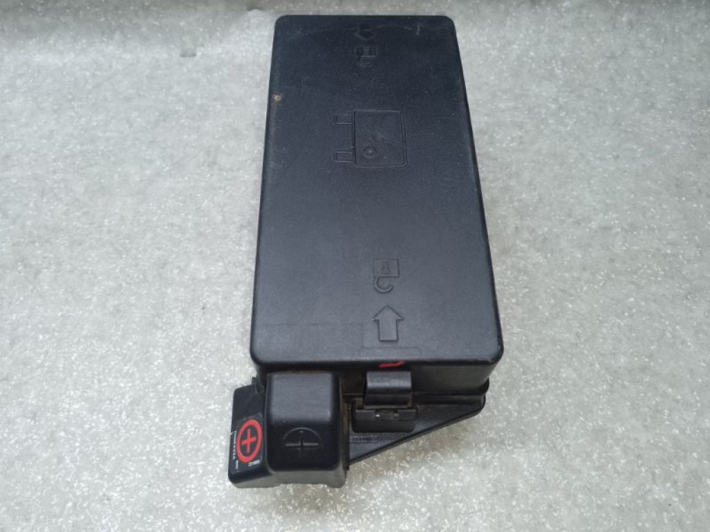 15787553 | Блок предохранителей моторный отсек CHEVROLET EQUINOX 04-09 - Фото 5