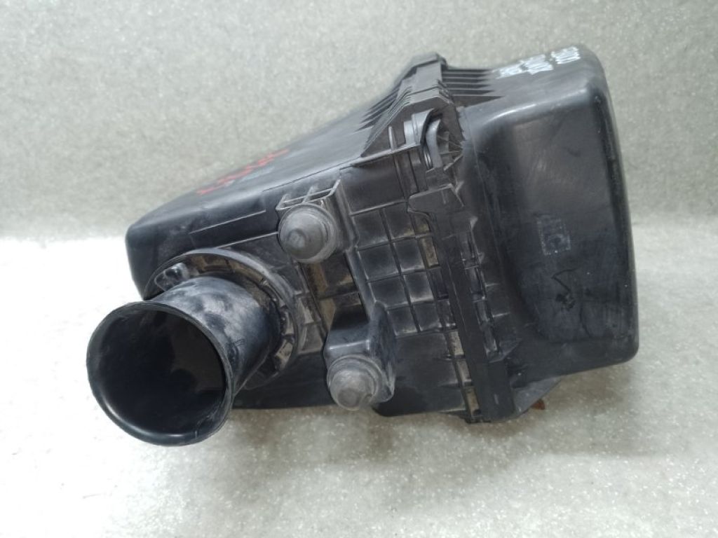 15816347 | Корпус повітряного фільтра CHEVROLET EQUINOX 04-09 - Фото 5