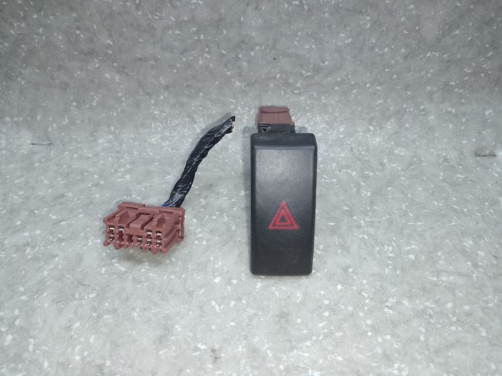 22722665 | Кнопка аварийной сигнализации CHEVROLET EQUINOX 04-09