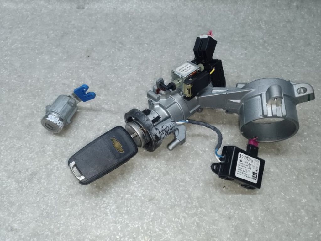 84152487 | Замок зажигания CHEVROLET EQUINOX 09-17 - Фото 2