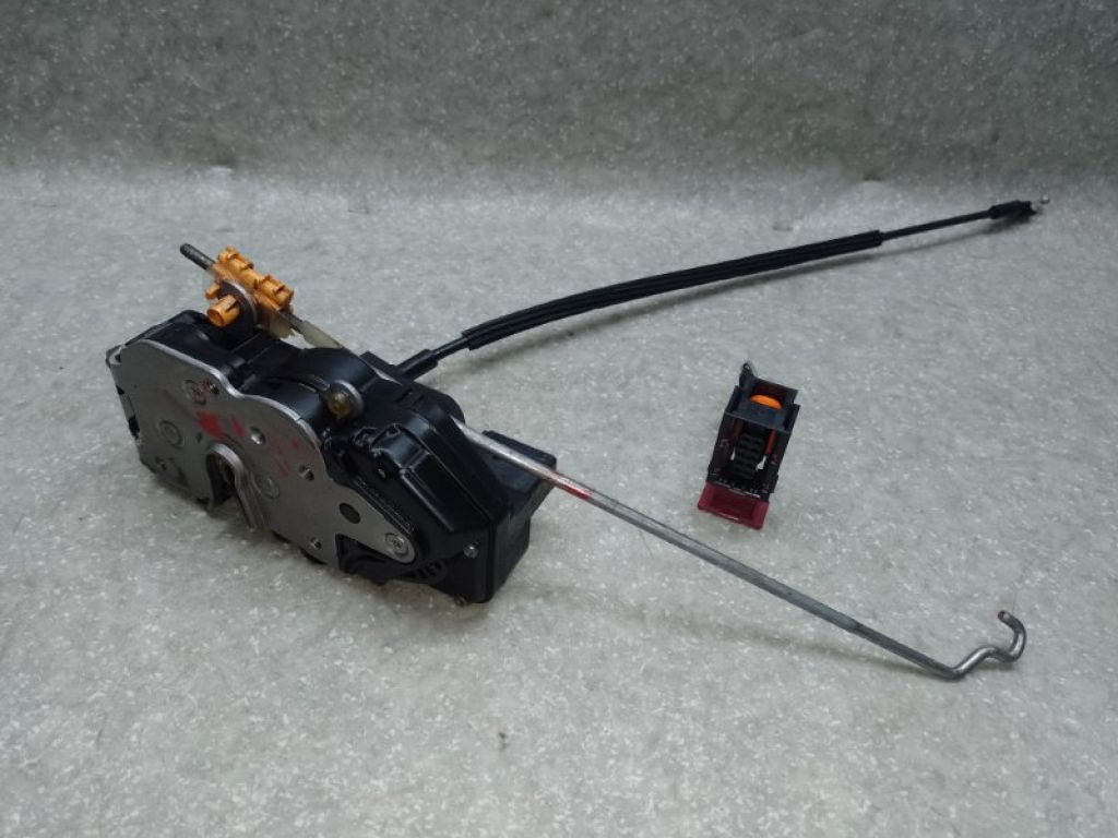 13579564 | Замок двери передн. лев. CHEVROLET EQUINOX 09-17