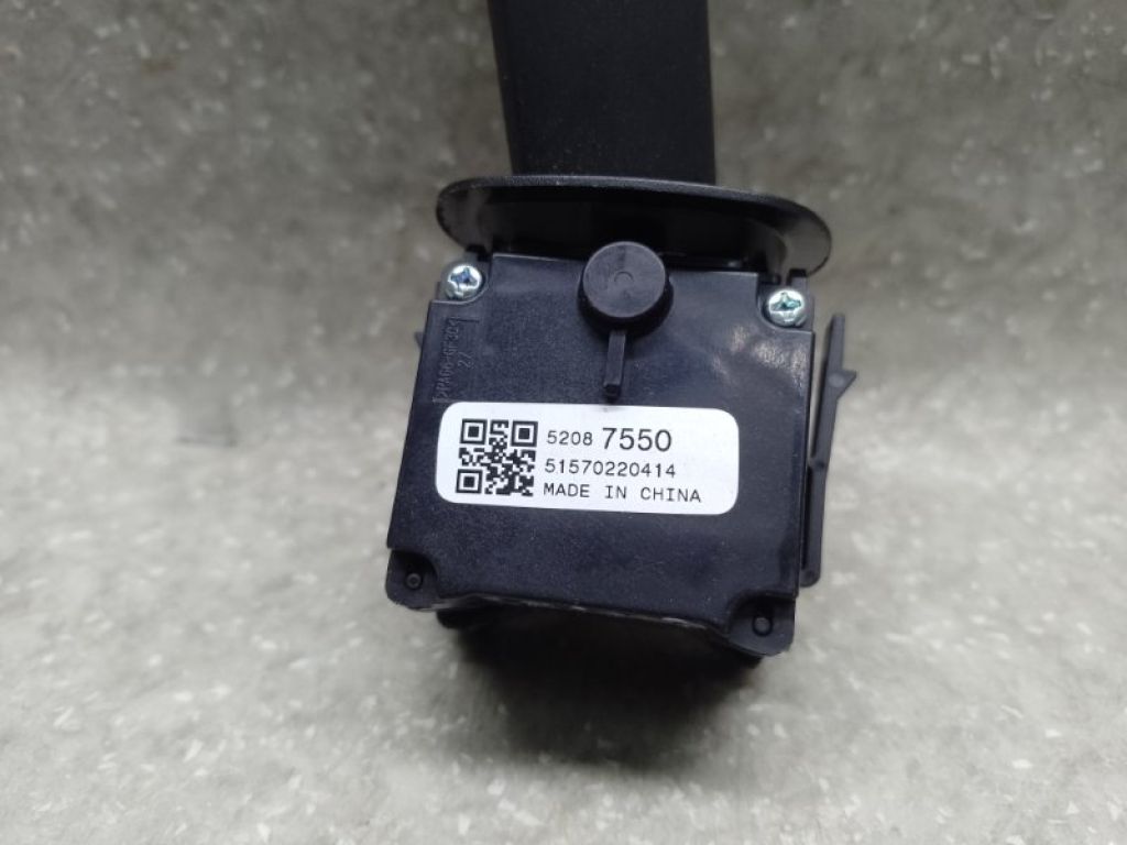 52087550 | Подрулевой переключатель прав. CHEVROLET EQUINOX 09-17 - Фото 4