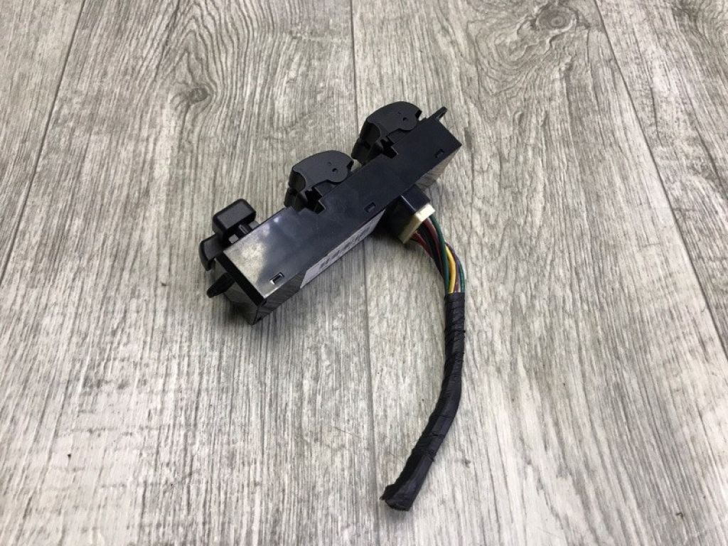 MR587943 | Блок керування склопідіймачами передн. MITSUBISHI GALANT 03-12 - Фото 6