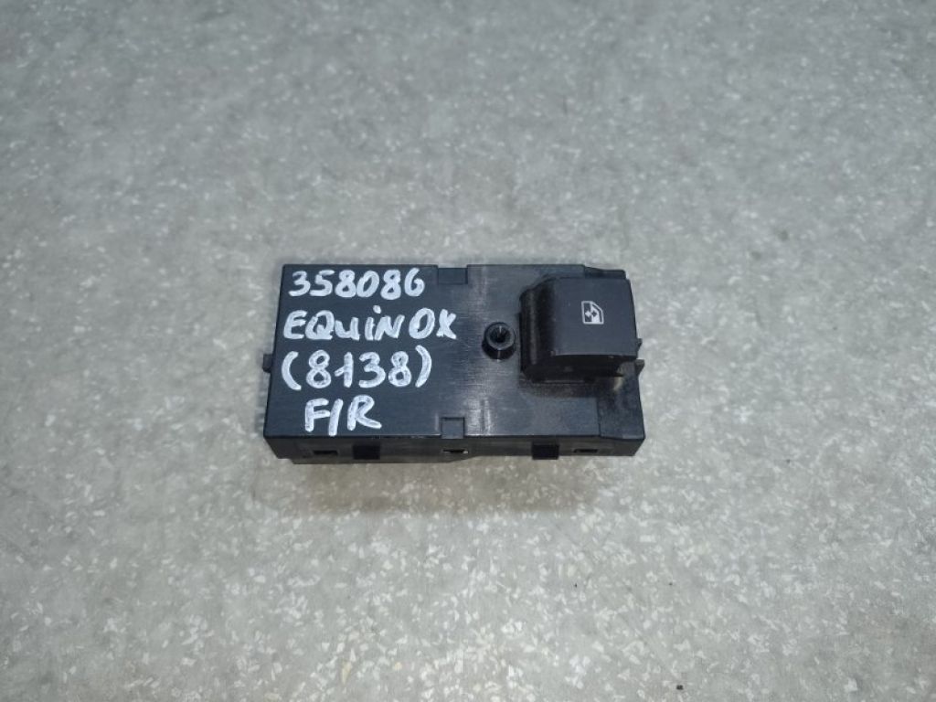 13305370 | Кнопка стеклоподъемника передн. прав. CHEVROLET EQUINOX 09-17