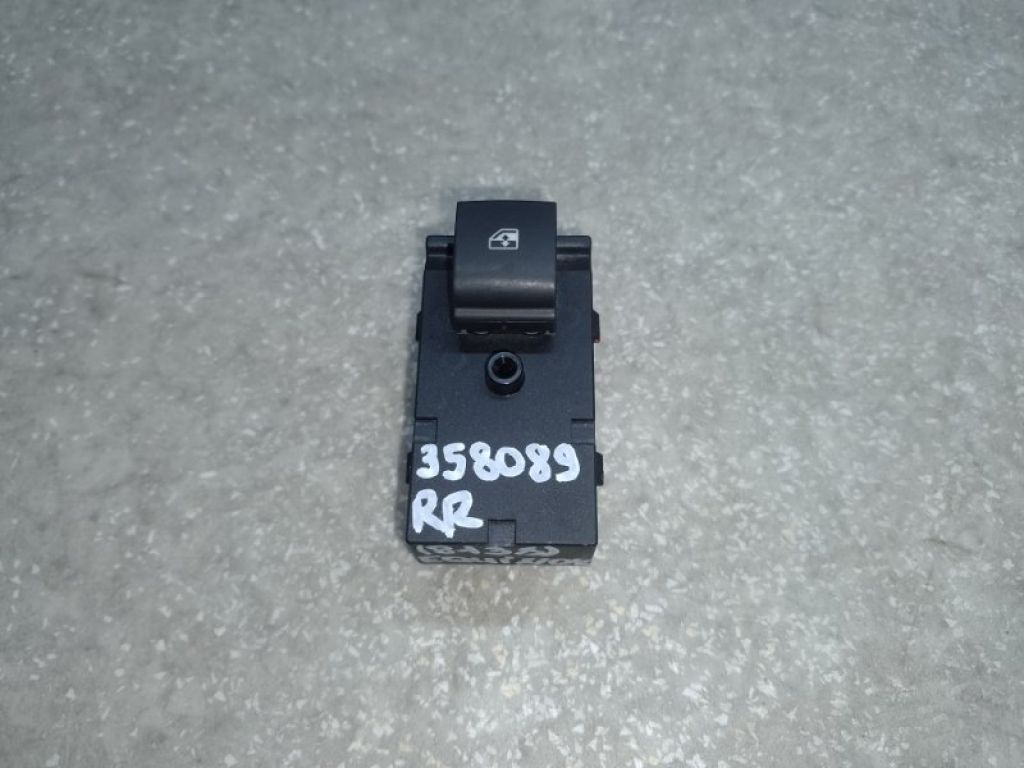 20933566 | Кнопка стеклоподъемника задн. CHEVROLET EQUINOX 09-17