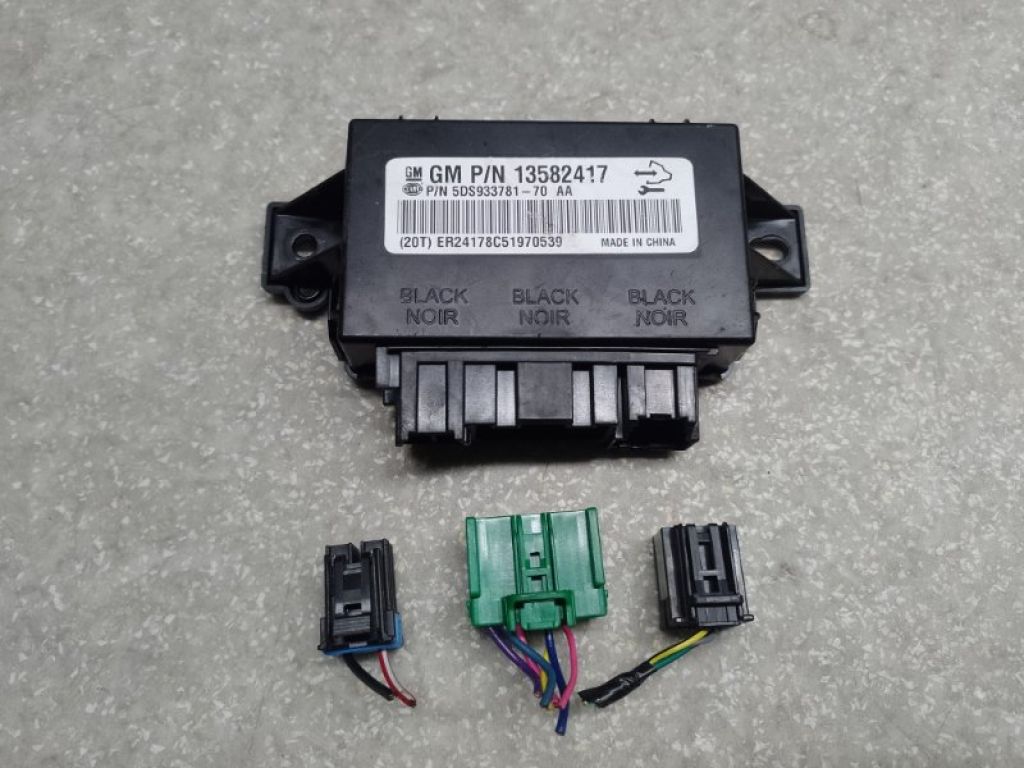 13502042 | Блок управления подогревом сидений CHEVROLET EQUINOX 09-17