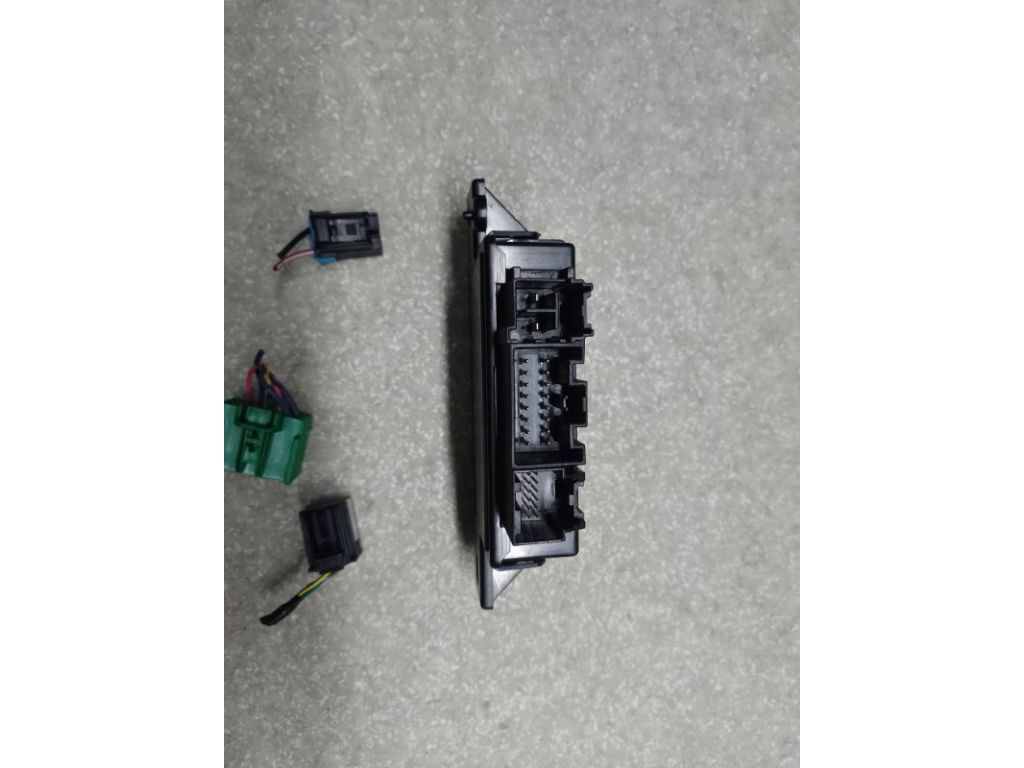 13502042 | Блок управления подогревом сидений CHEVROLET EQUINOX 09-17 - Фото 3