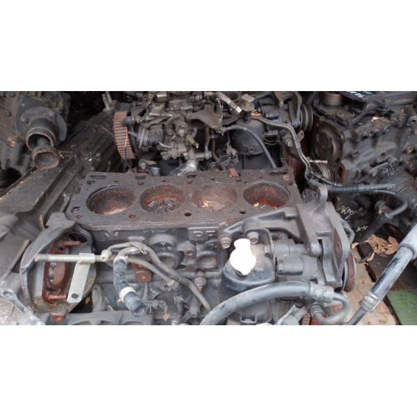 Блок двигуна MAZDA E2200 E-SERIES 86-04 — 5