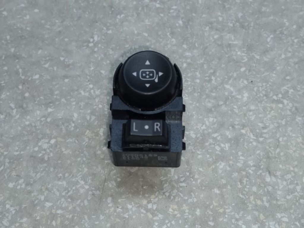 20846189 | Блок управления зеркалами CHEVROLET EQUINOX 09-17