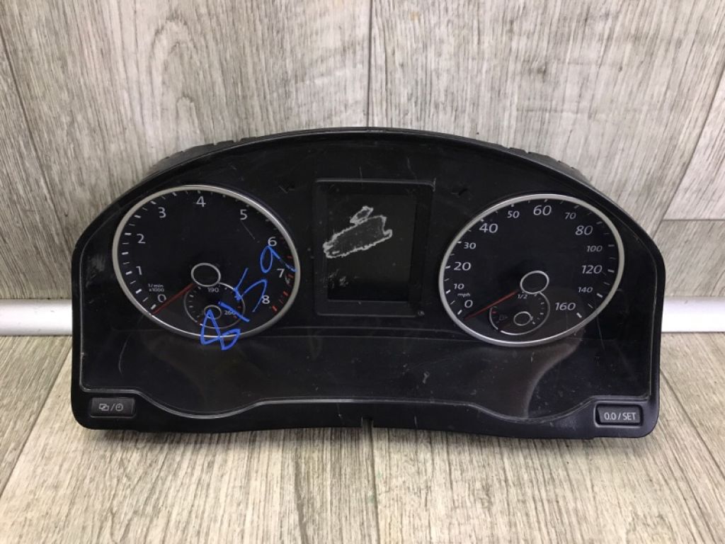 5N0 920 973 B | Панель приладів VOLKSWAGEN TIGUAN 08-17