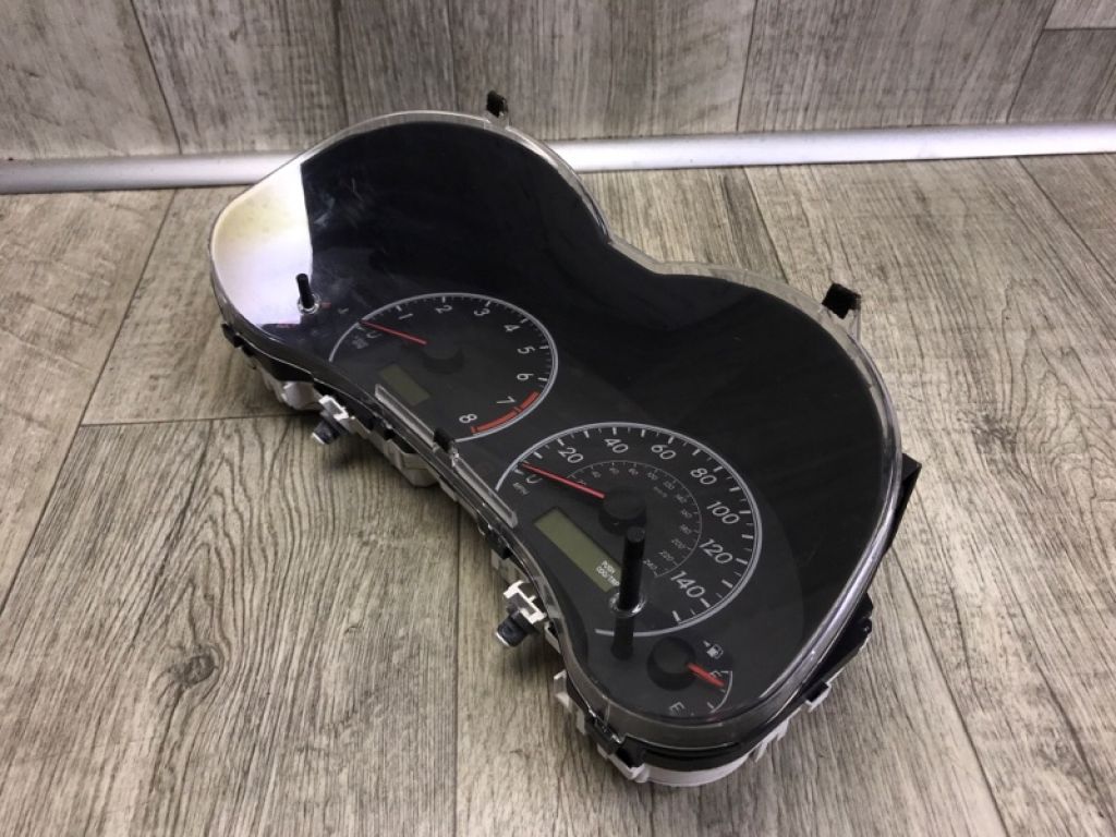 83800-0ZJ90 | Панель приладів TOYOTA COROLLA 150 06-13 - Фото 3