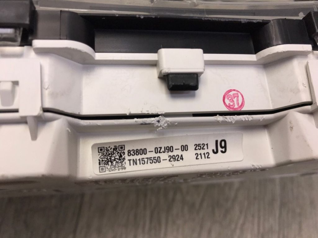 83800-0ZJ90 | Панель приладів TOYOTA COROLLA 150 06-13 - Фото 7