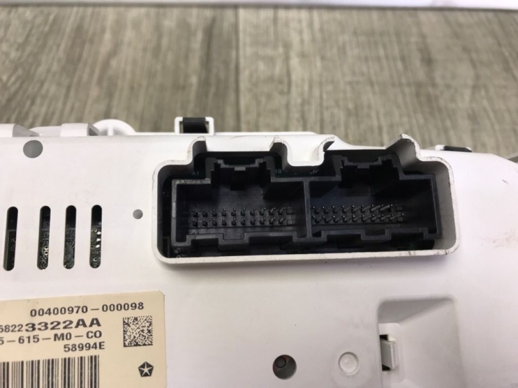 68223322AA | Панель приладів JEEP COMPASS 06-16 - Фото 8