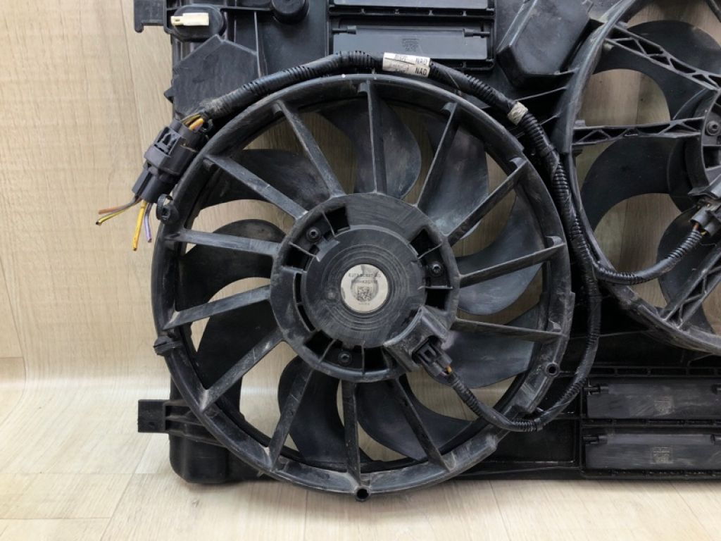 EJ7Z-8C607-E | Диффузор вентилятора основного радиатора FORD ESCAPE 12-19 - Фото 3