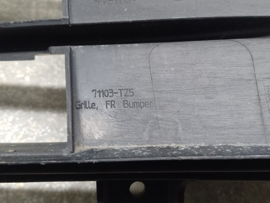 71103-TZ5-A00 | Решетка переднего бампера ACURA MDX (YD3) 13-21 - Фото 4