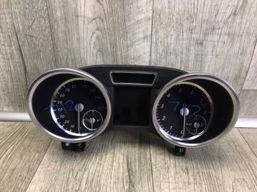 Панель приладів MERCEDES GL-CLASS X166 12-16