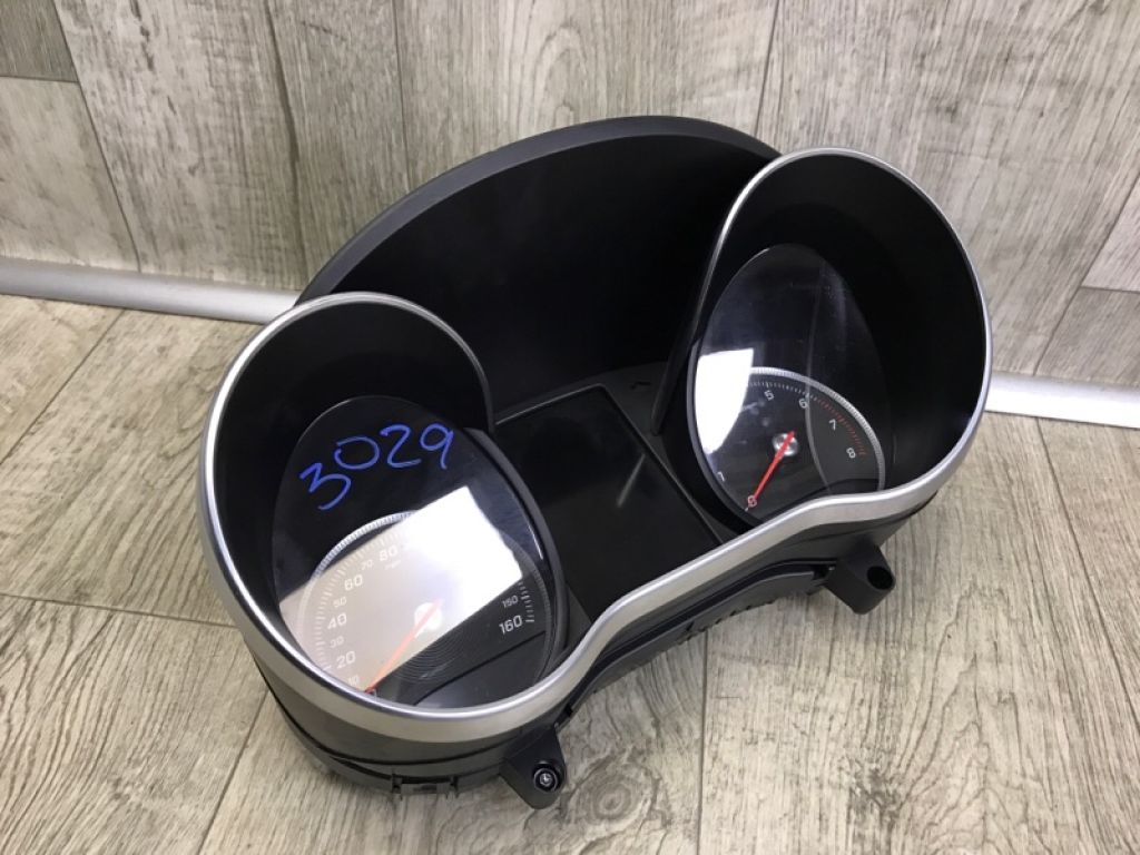 A 205 900 90 29 | Панель приладів MERCEDES C-CLASS A205 16-21 - Фото 2