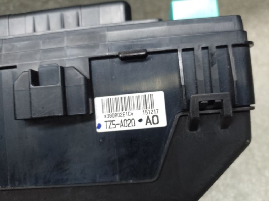 32100-TZ6-A31 | Блок запобіжників моторний відсік ACURA MDX (YD3) 13-21 - Фото 6