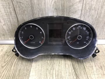Панель приладів VOLKSWAGEN JETTA USA 10-17
