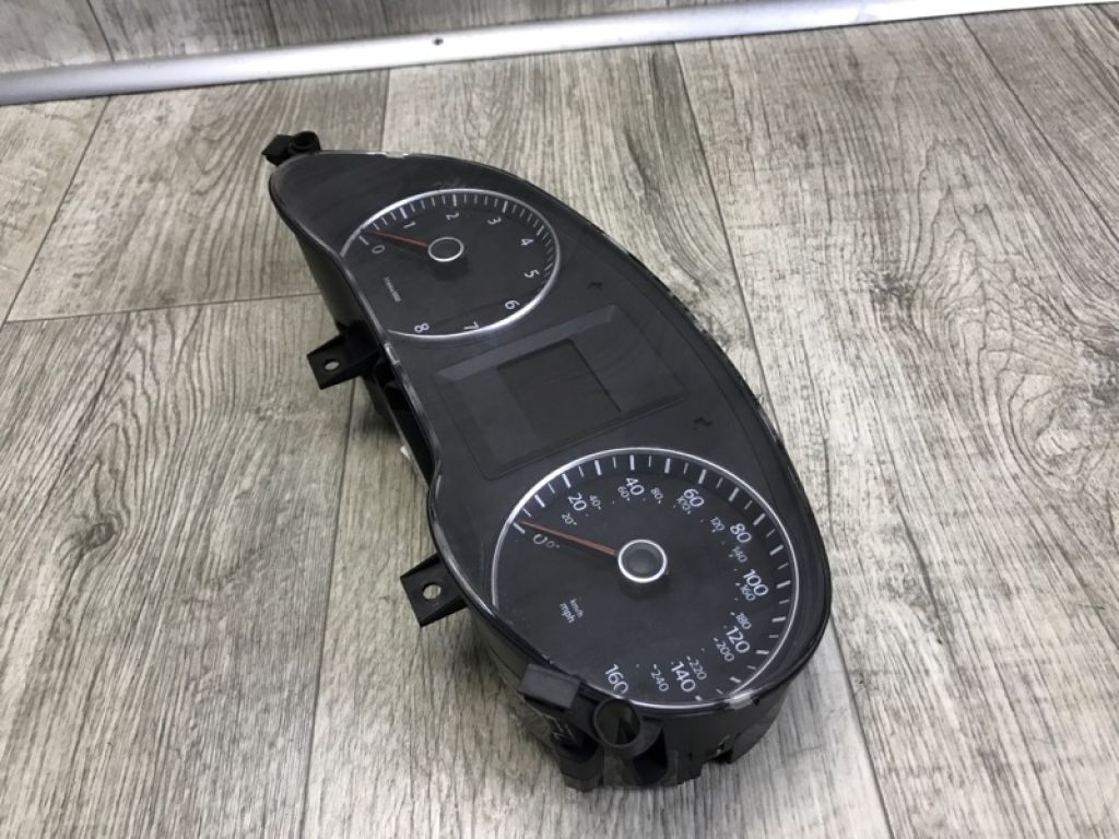 5C6 920 952 B | Панель приладів VOLKSWAGEN JETTA USA 10-17 - Фото 3