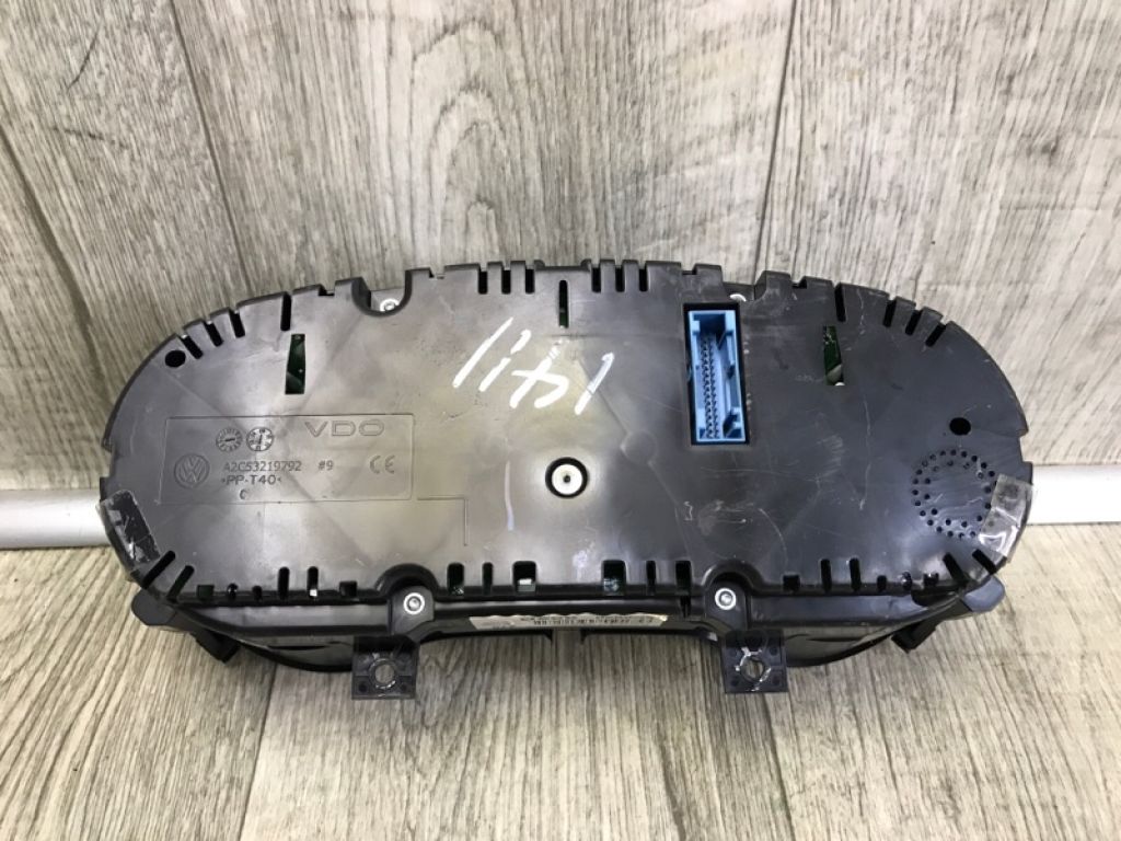 5C6 920 952 B | Панель приладів VOLKSWAGEN JETTA USA 10-17 - Фото 4