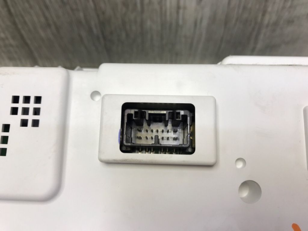 83800-08620 | Панель приладів TOYOTA SIENNA 11-16 - Фото 7