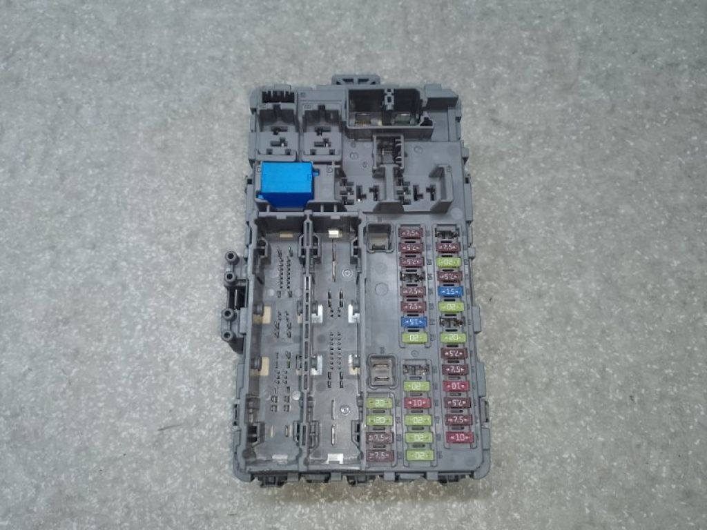 38200-TZ5-A31 | Блок запобіжників салон ACURA MDX (YD3) 13-21