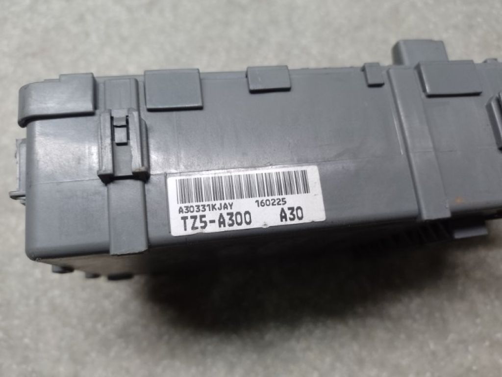 38200-TZ5-A31 | Блок запобіжників салон ACURA MDX (YD3) 13-21 - Фото 4