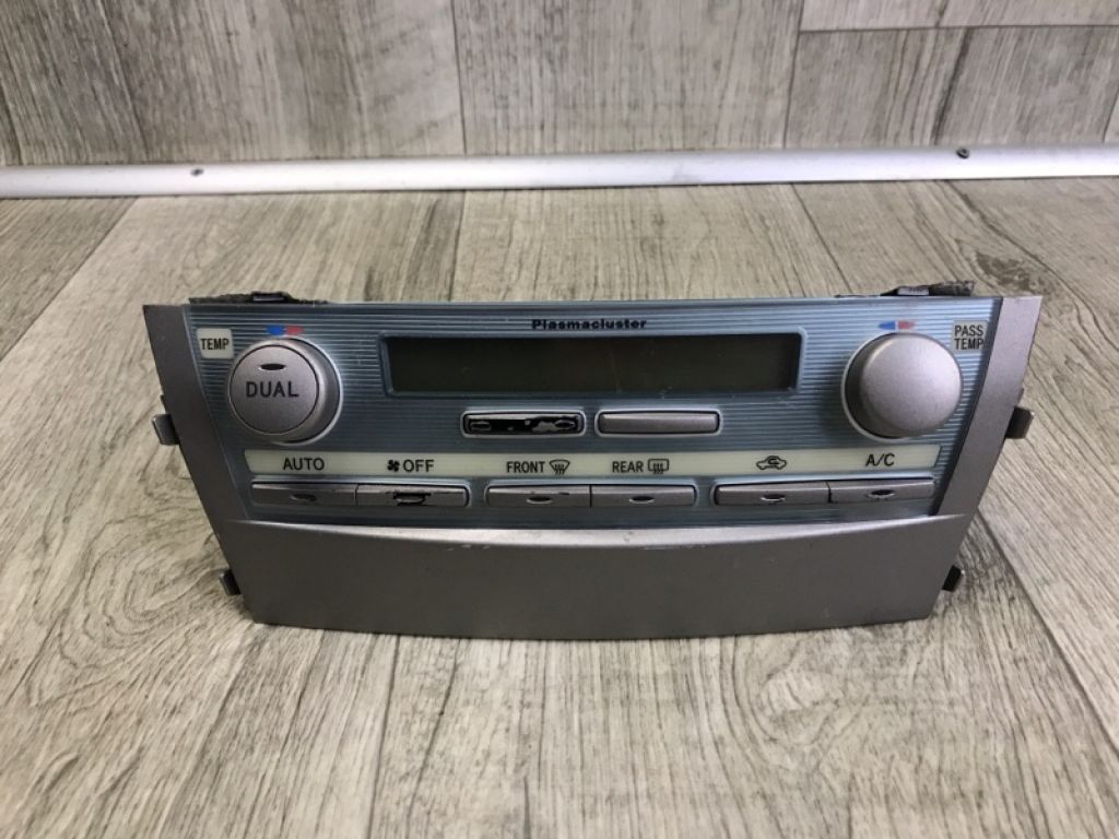 55900-33B32 | Блок керування піччю TOYOTA CAMRY 40 06-11