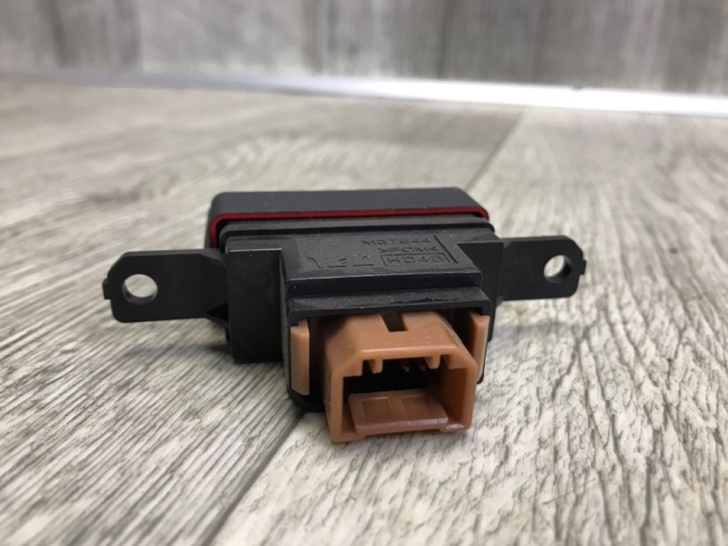 35510-TL2-A02 | Кнопка аварійної сигналізації HONDA ACCORD CU8 / TSX 08-14 - Фото 3