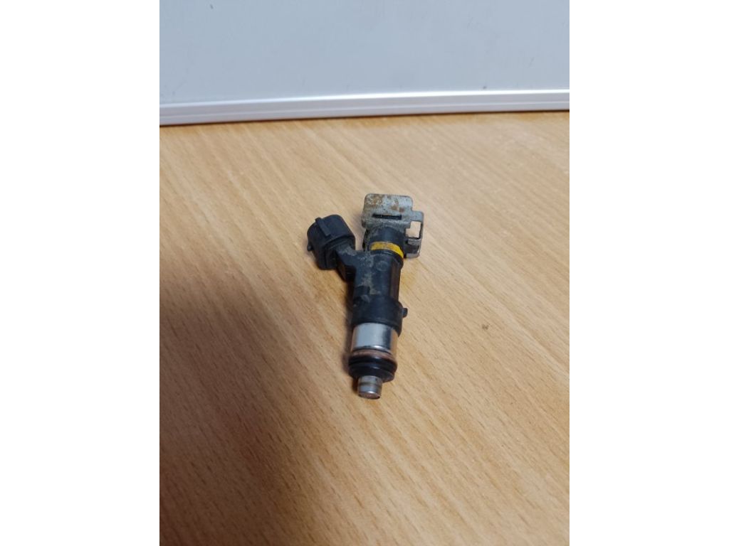 16600-CD70A | Форсунка топливная INFINITI M35/M45 04-10