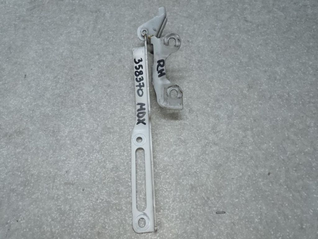 60120-TZ5-A00ZZ | Петля капота прав. ACURA MDX (YD3) 13-21