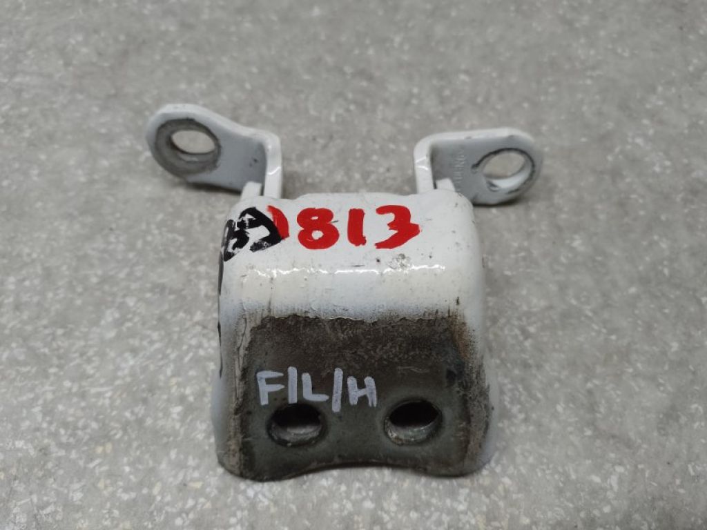 67460-SDA-A01ZZ | Петля двери нижняя передн. лев. ACURA MDX (YD3) 13-21