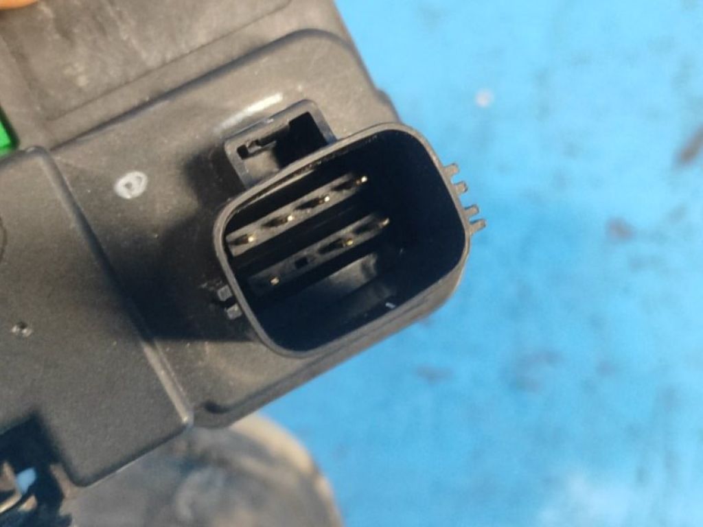 30699748 | Замок двері передн. прав. VOLVO XC90 02–16 - Фото 4