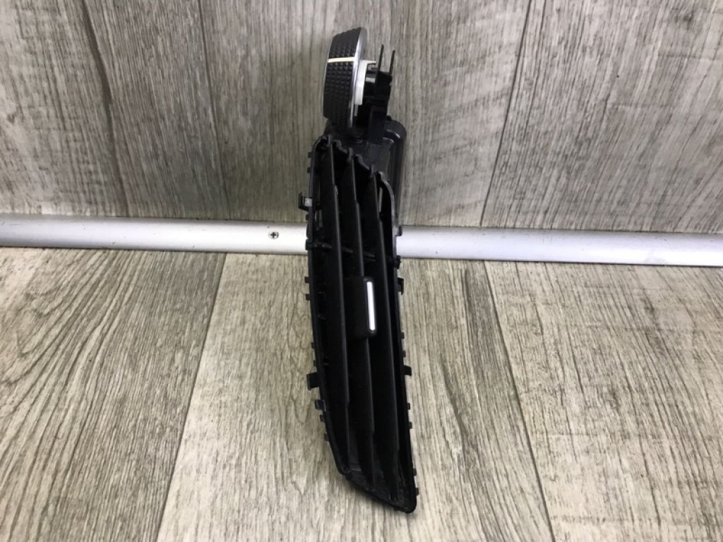 GJ5Z-19893-CB | Дефлектор воздушный лев. FORD ESCAPE 12-19