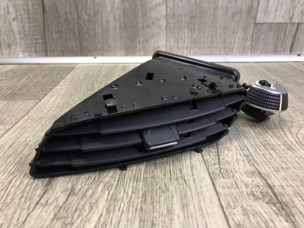 GJ5Z-19893-CB | Дефлектор воздушный лев. FORD ESCAPE 12-19 - Фото 2