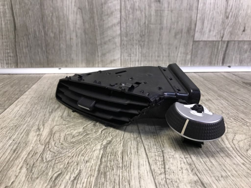 GJ5Z-19893-CB | Дефлектор воздушный лев. FORD ESCAPE 12-19 - Фото 3