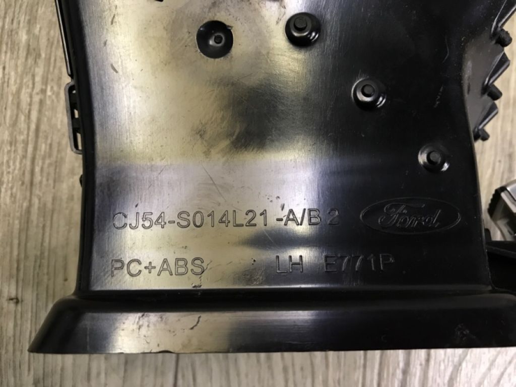 GJ5Z-19893-CB | Дефлектор воздушный лев. FORD ESCAPE 12-19 - Фото 8