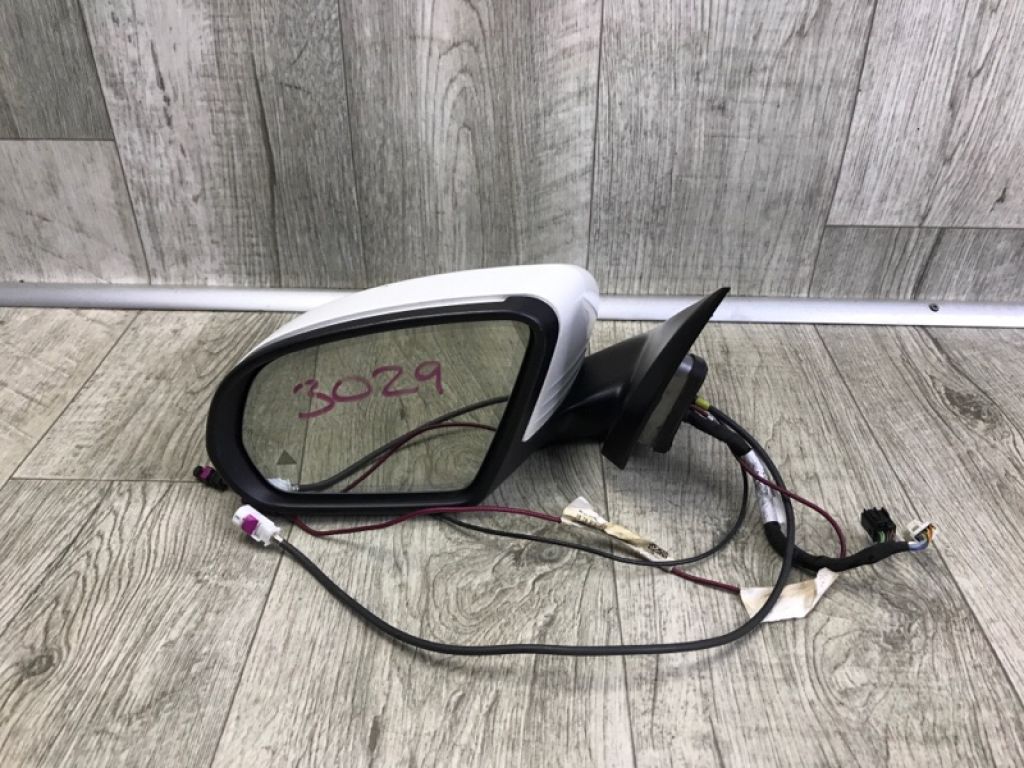 A 205 810 33 05 | Дзеркало лів. MERCEDES C-CLASS A205 16-21